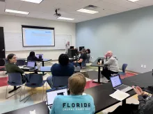 Rod Martin presenting on Drupal CMS