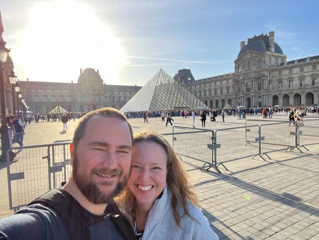 Robin and I selfie in front of the Louvre